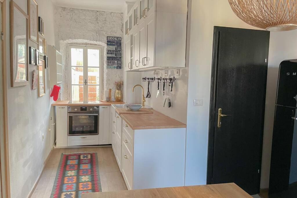The Bungalow By The Sea In Historic Porec Old City Ngoại thất bức ảnh